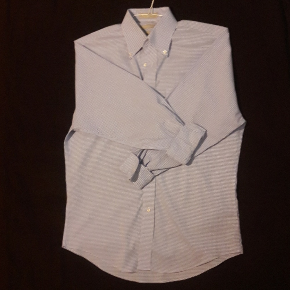 Nordstrom traditional fit smart care shirt.